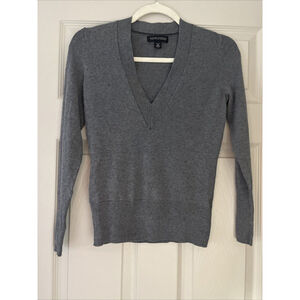 Banana Republic Women’s Silk Cotton Cashmere V‎ Neck Gray Sweater XS Petites